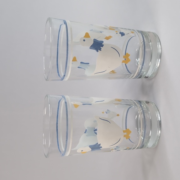 Vintage set of 2 Geese Glasses - Picture 4 of 8